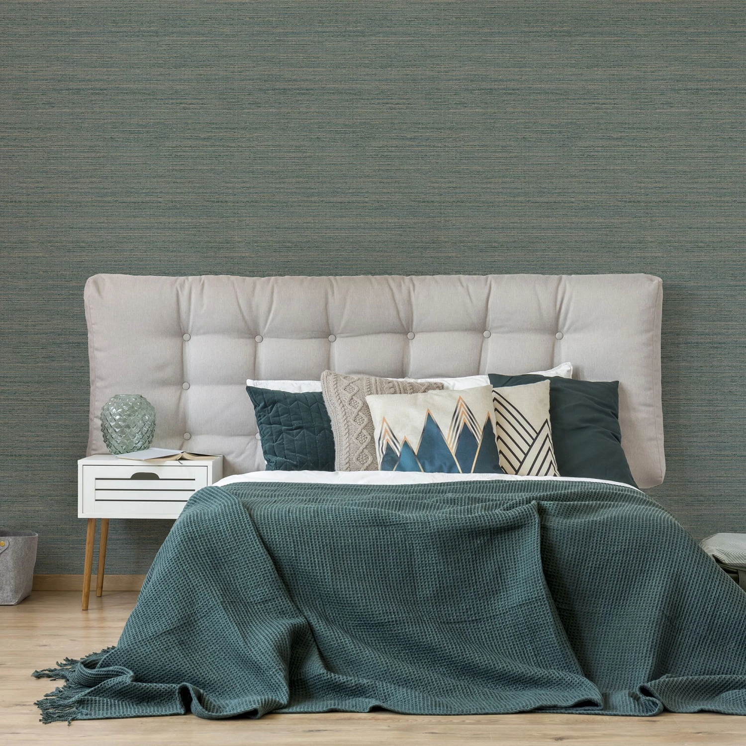 Boutique Gilded Texture Emerald Grasscloth Copper Effect Textured Wallpaper 6 Boutique Gilded Texture Emerald Grasscloth Copper Effect Textured Wallpaper - Image 4