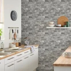 GoodHome Pernay Grey Brick Glitter Effect Textured Wallpaper -Trade Point Sale goodhome pernay grey brick glitter effect textured wallpaper3663602559672 01i bq