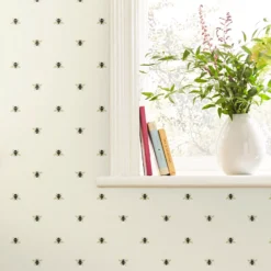 Joules Cream Bee Smooth Wallpaper -Trade Point Sale joules cream bee smooth wallpaper5011583526127 21i bq
